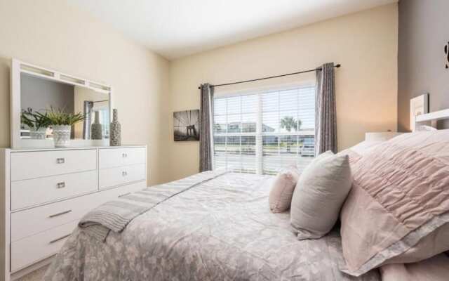 4899ct - Storey Lake 5 Bedroom Townhouse