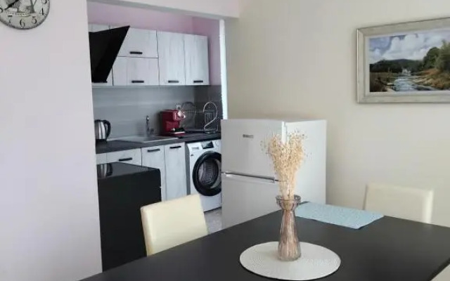 Inter Apartments