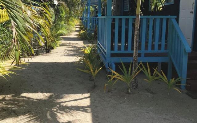 Litia Sini Beach Fales
