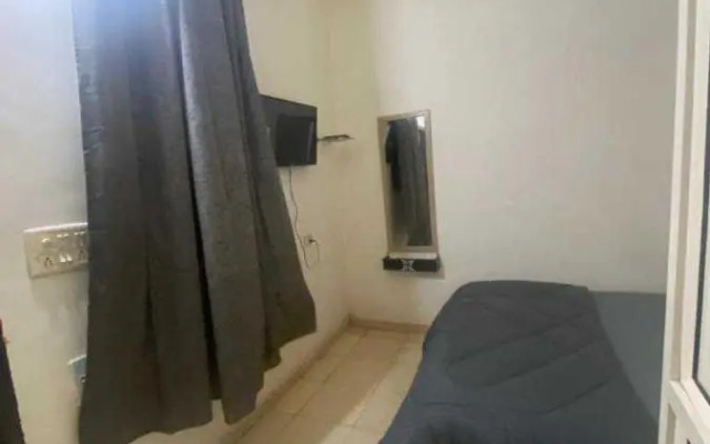 Pop 92131 Hotel Zara