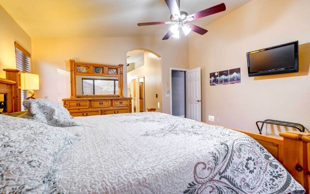 Spacious Arizona Getaway w/ Pool, Pets Welcome!