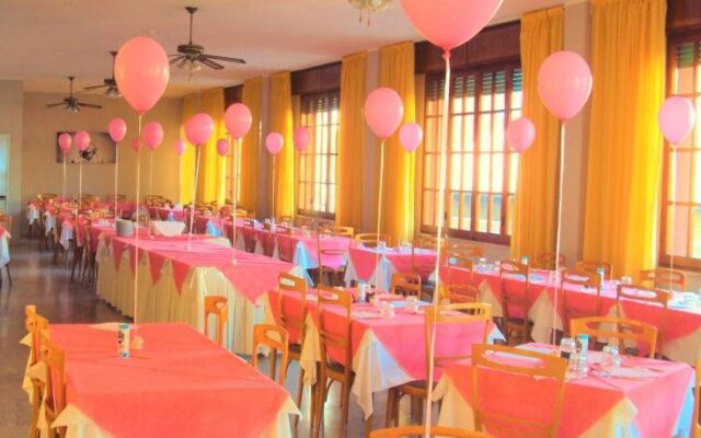 Hotel Jolanda