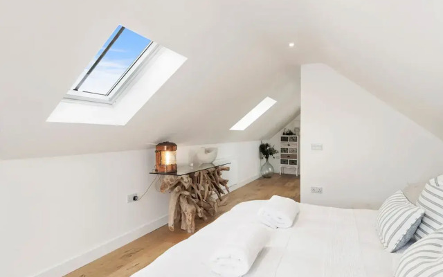 Ultra Marine - Large Roof Terrace Sea Views