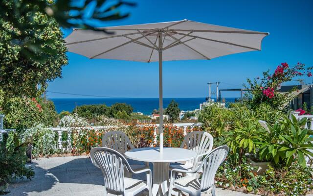 Rouladina Apt 3 in Stalos