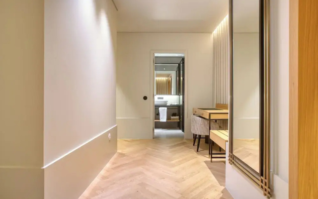 Palatial Suites