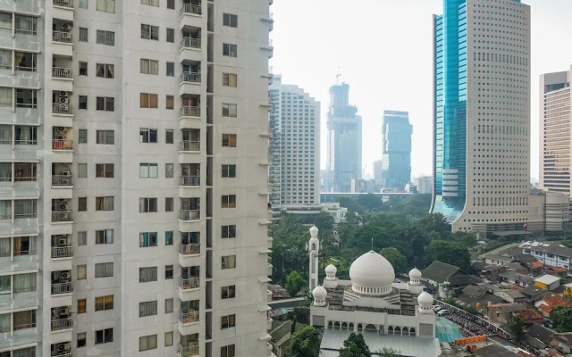 Prime Location Sudirman Park Studio Apartment