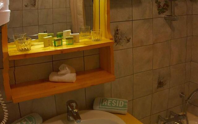 Hôtel Loisirs Les Côtes, Résidence et Chalets