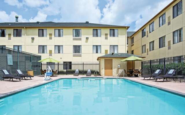 La Quinta Inn & Suites by Wyndham The Woodlands/Spring