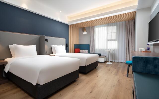 Holiday Inn Express Sanya Bay by IHG