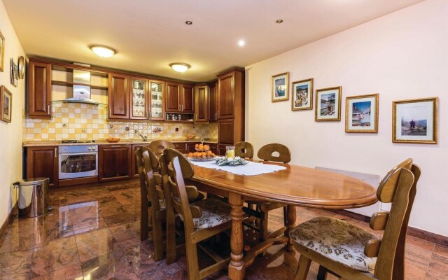 Nice Home in Praputnjak With 3 Bedrooms and Wifi