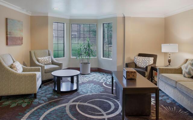 Staybridge Suites Fayetteville/Univ Of Arkansas by IHG