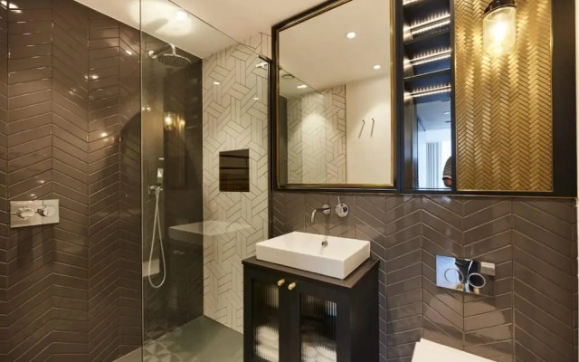 The Soho Penthouse Charming 3bdr Penthouse With Terrace