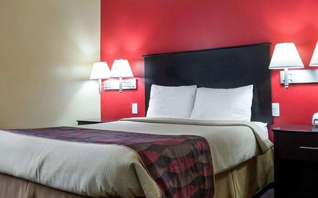 Econo Lodge Jamestown South