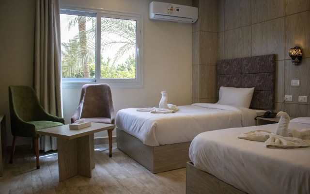 Nine Pyramids View Hotel