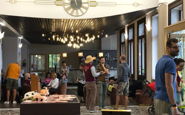Pràcatinat Hotel & Restaurant