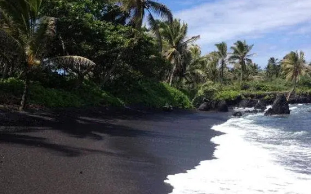 Heavenly Hana Paradise