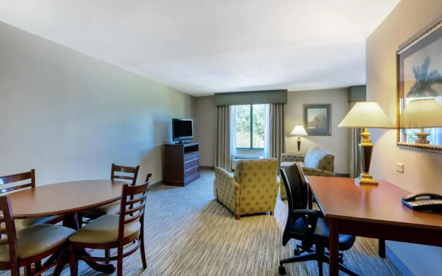 Wingate by Wyndham Bradenton Lakewood Ranch