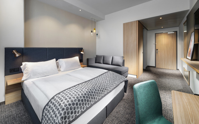 Clarion Hotel Vienna South