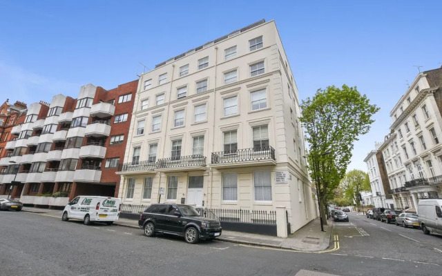 Notting Hill by BridgeStreet