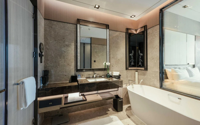 JW Marriott Hotel Shenzhen Bao'an