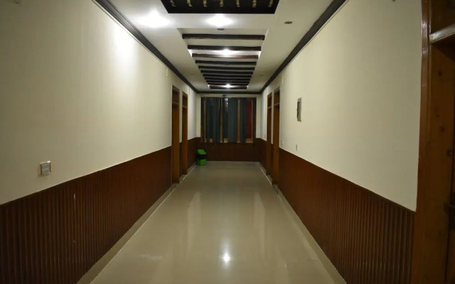 Rose Valley Hotel