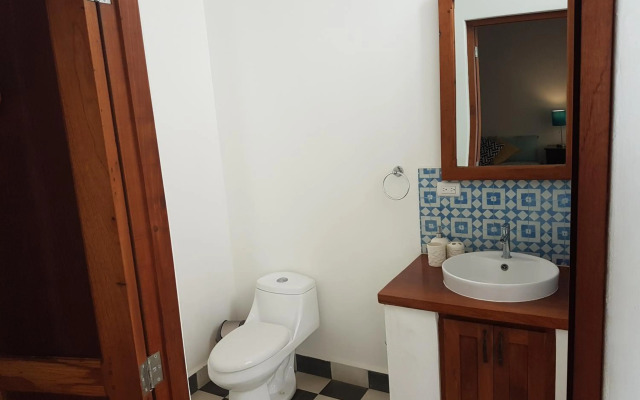 Lovely new-build colonial house with plunge pool