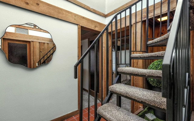 Cedar Nest Experience Ozark Magic in Sunrise Beach