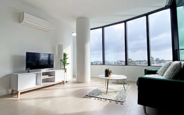 Skygarden Luxury Condo
