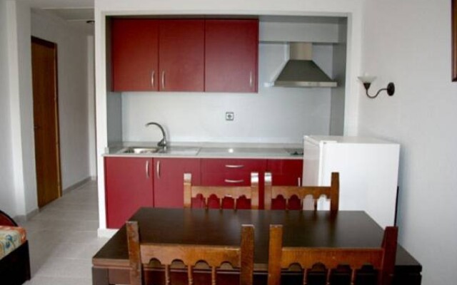 Apartamentos Isla del Sol Aparthotel
