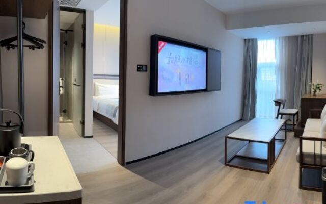 Qianchao Michen Hotel (Hangzhou Binjiang Xingguang Avenue Branch)