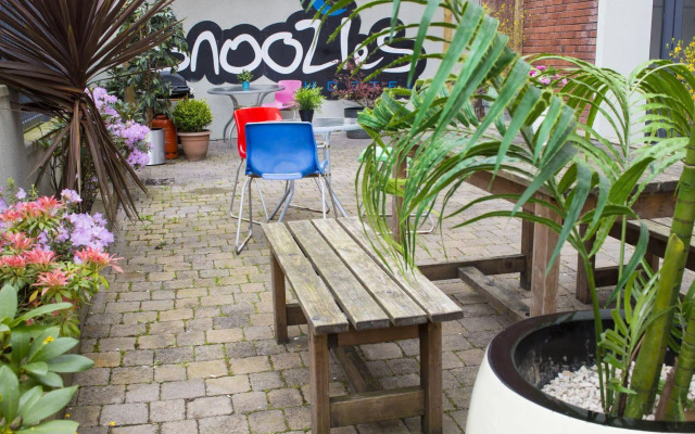 Snoozles Forster Street Tourist Hostel