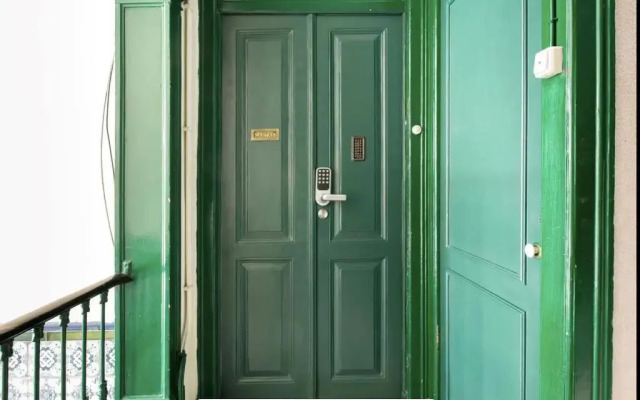1898 Home & Suites