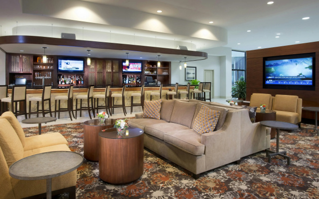 DoubleTree by Hilton Hotel Lafayette
