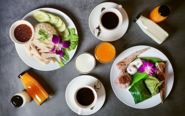 Kamala Hills 3 Bedroom Condo