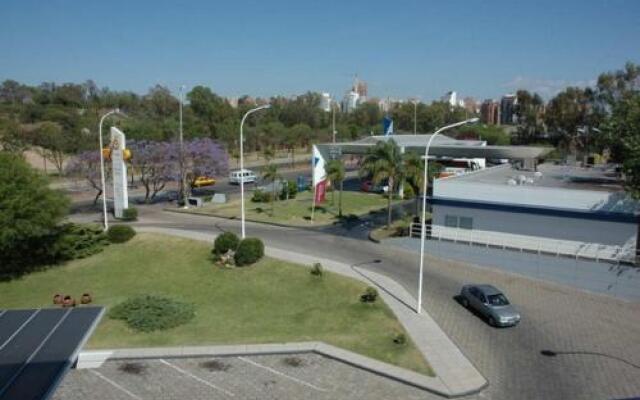 Hotel Dr. Cesar C. Carman