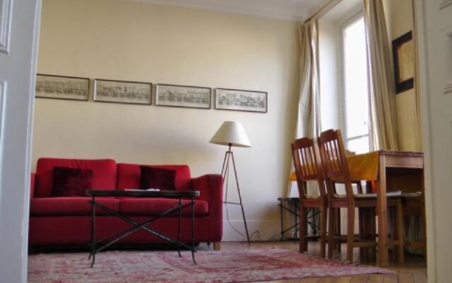 Apartment Living in Paris - Tourville