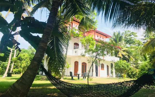 Villa Sureka