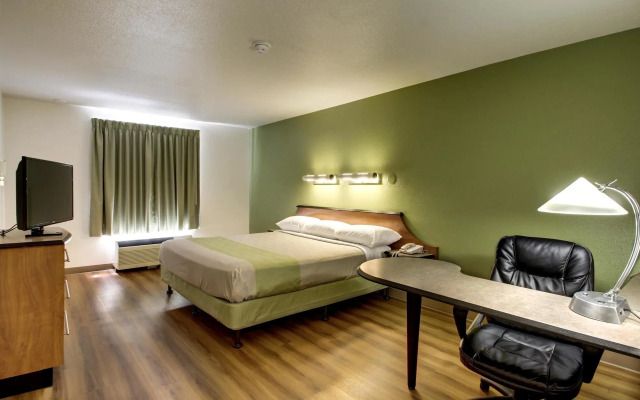 Motel 6-Ogden, UT - Riverdale