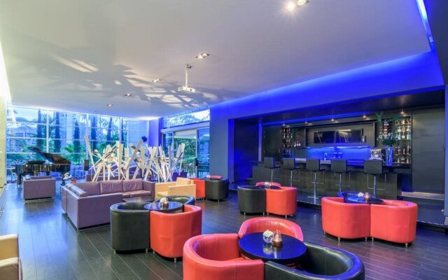 NH Collection Medellín Royal