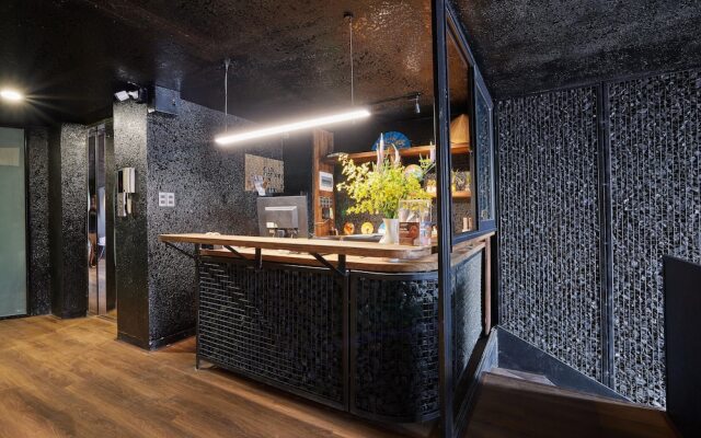 The Garden Capsule Hotel