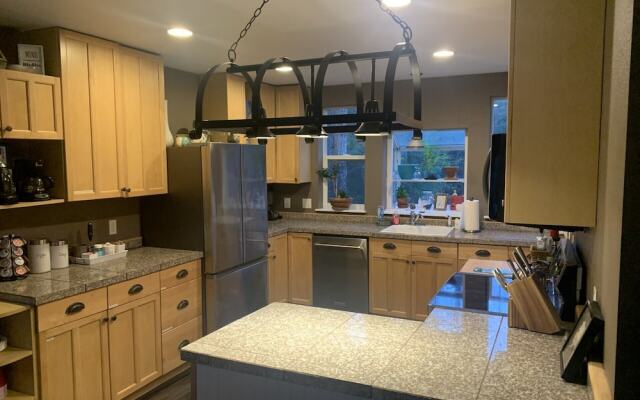 Bear Bottoms at Salmon Creek