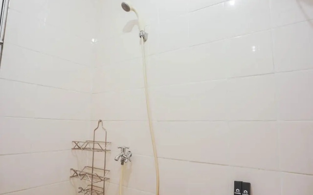 Comfortable And Combined 3Br At City Park Apartment