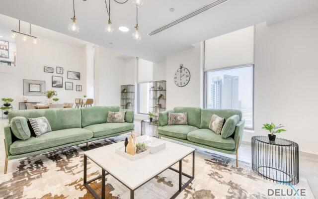 Outstanding 3BR at Sadaf 7 JBR by Deluxe Holiday Homes