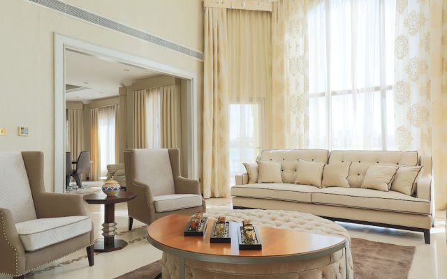 The Palm Jumeirah Villas - Frond D by Nasma Luxury Stays