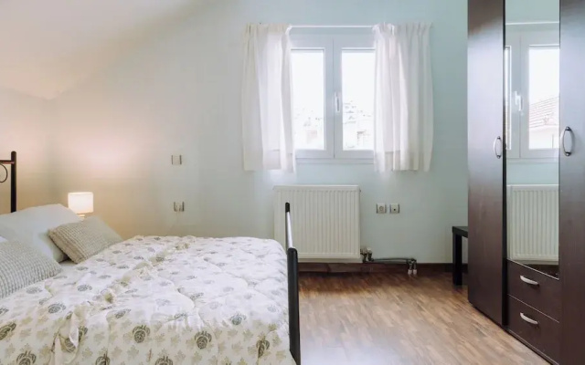 Lithostroto Suites