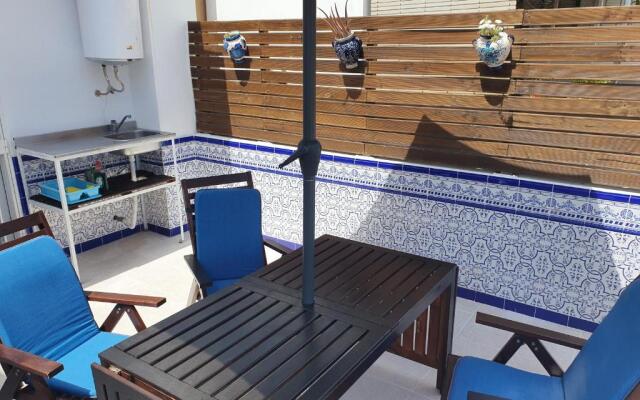 Private townhouse with roof terrace close to the beach
