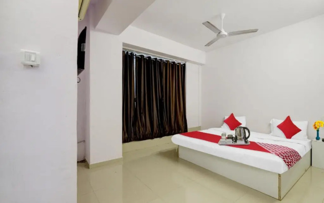 OYO Flagship 70173 Hotel Cozy Rooms