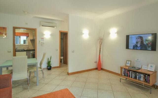 Casa Monte Cristo Apartments - Orange