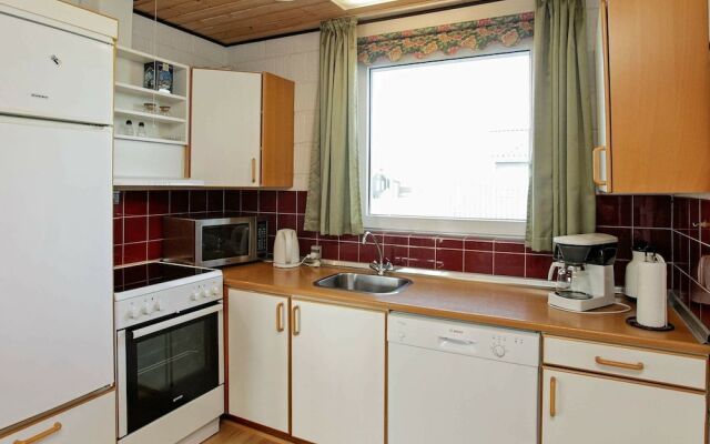 Cosy Holiday Home in Ulfborg Near Beach