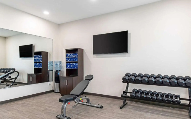 Comfort Suites Grove City Columbus South